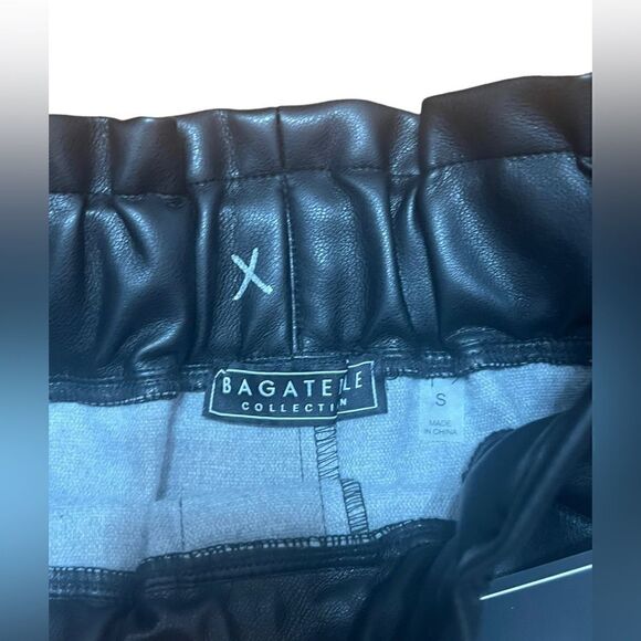 NWT Bagatelle Faux Leather Shorts W/ POCKETS black - Picture 3 of 7